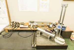 三次元測定器・画像測定器による検査の様子